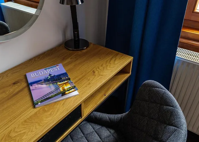 Rustic Downtown 106 M2 Apartament *