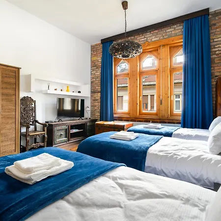 Apartmán Rustic Downtown 106 M2