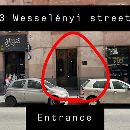 Apartmán Rustic Downtown 106 M2 *